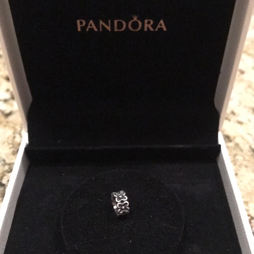 PANDORA Charm - silver four petal flowers
